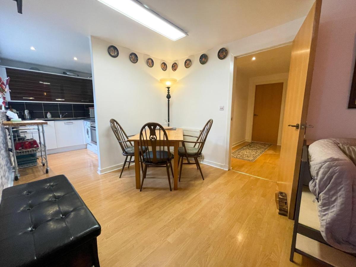 Kelvingrove 2 Bedroom Apartment - Private Parking Glasgow Exterior photo
