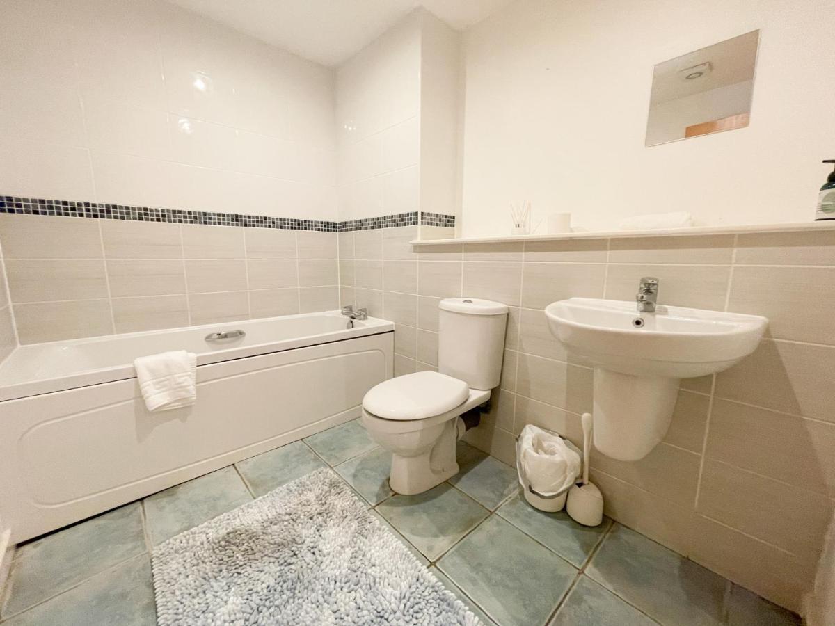 Kelvingrove 2 Bedroom Apartment - Private Parking Glasgow Exterior photo